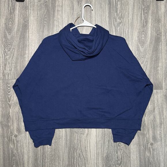 Walt Disney World 50th Anniversary Navy Castle Crop Hoodie - Sz XL Mickey Minnie - Picture 2 of 8